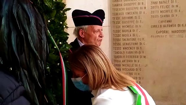 Andria: cerimonia del 4 Novembre - Giornata dell'Unità Nazionale e delle Forze Armate. L'omaggio del Sindaco ai caduti in Guerra