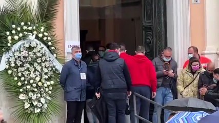 Giovani uccisi, i funerali a Portici: il dolore dei familiari per Tullio e Giuseppe
