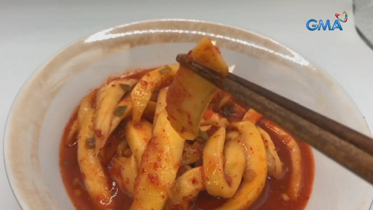 Kimchi na mangga ang main ingredient, Pinoy twist sa kilalang Korean side dish | Saksi