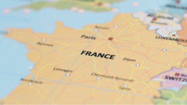 Covid-19 : plus que 18 départements au-dessus du seuil d’alerte, notre carte de France