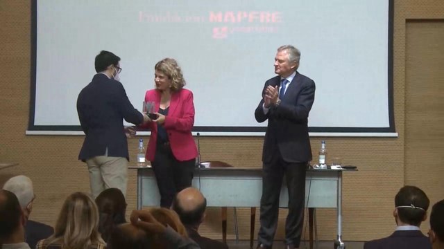 Mapfre Guanarteme premia el talento de los MIR y beca la investigación