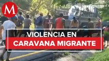 Con piedras y palos, migrantes se enfrentan con Guardia Nacional en Chiapas