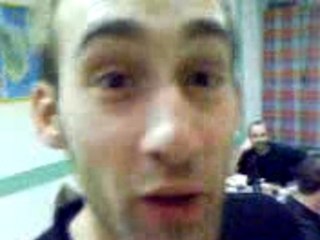 Titi le frère de régis à l'hélium