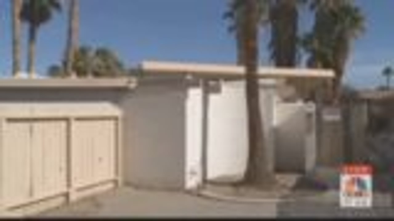 Palm Desert auctioning "Wave House"