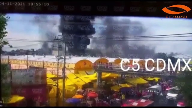 Controlan incendio en el Mercado de Sonora en la CDMX