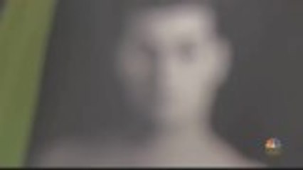 Local Artist Sets Up Community Altar for Dia de Los Muertos