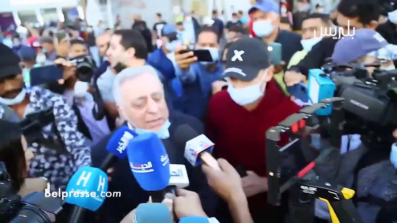 المحامي الشهير زيان ماغاديش ندير التلقيح لي بقى يوقع يوقع