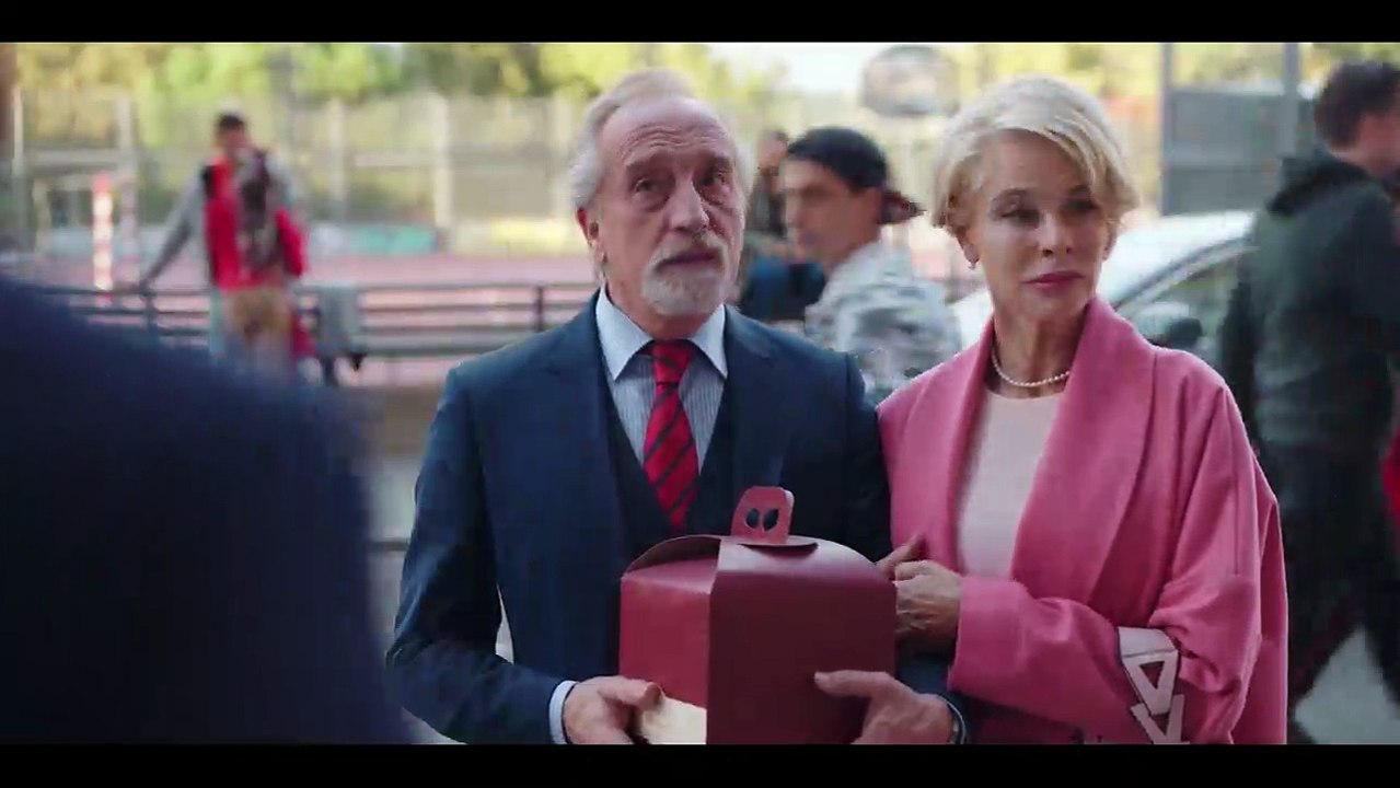 Tráiler de la película "La familia perfecta" comedia protagonizada por Belén Rueda, Jose Coronado, Gonzalo de Castro, Carolina Yuste, Gonzalo Ramos y Pepa Aniorte