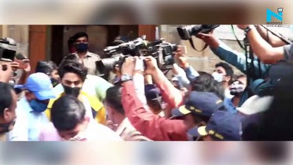 Aryan Khan appears before NCB in Mumbai as per bail condition