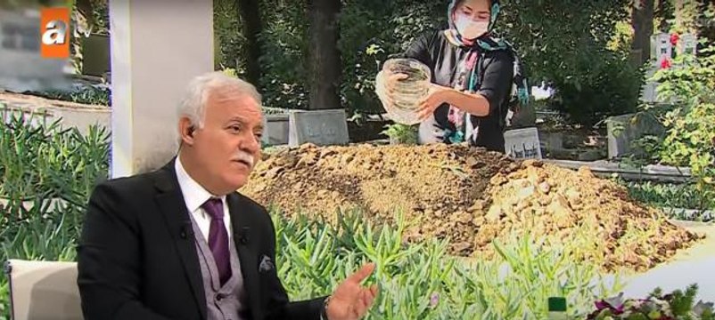 Nihat Hatipoğlu'ndan herkesin merak ettiği soruya yanıt: Mezarların üstüne neden su dökülür?