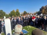 Bülent Ecevit mezarı başında DSP'nin düzenlediği törenle anıldı