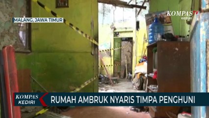 Termakan Usia, Sebuah Rumah Ambruk Dan Hampir Menimpa Penghuni