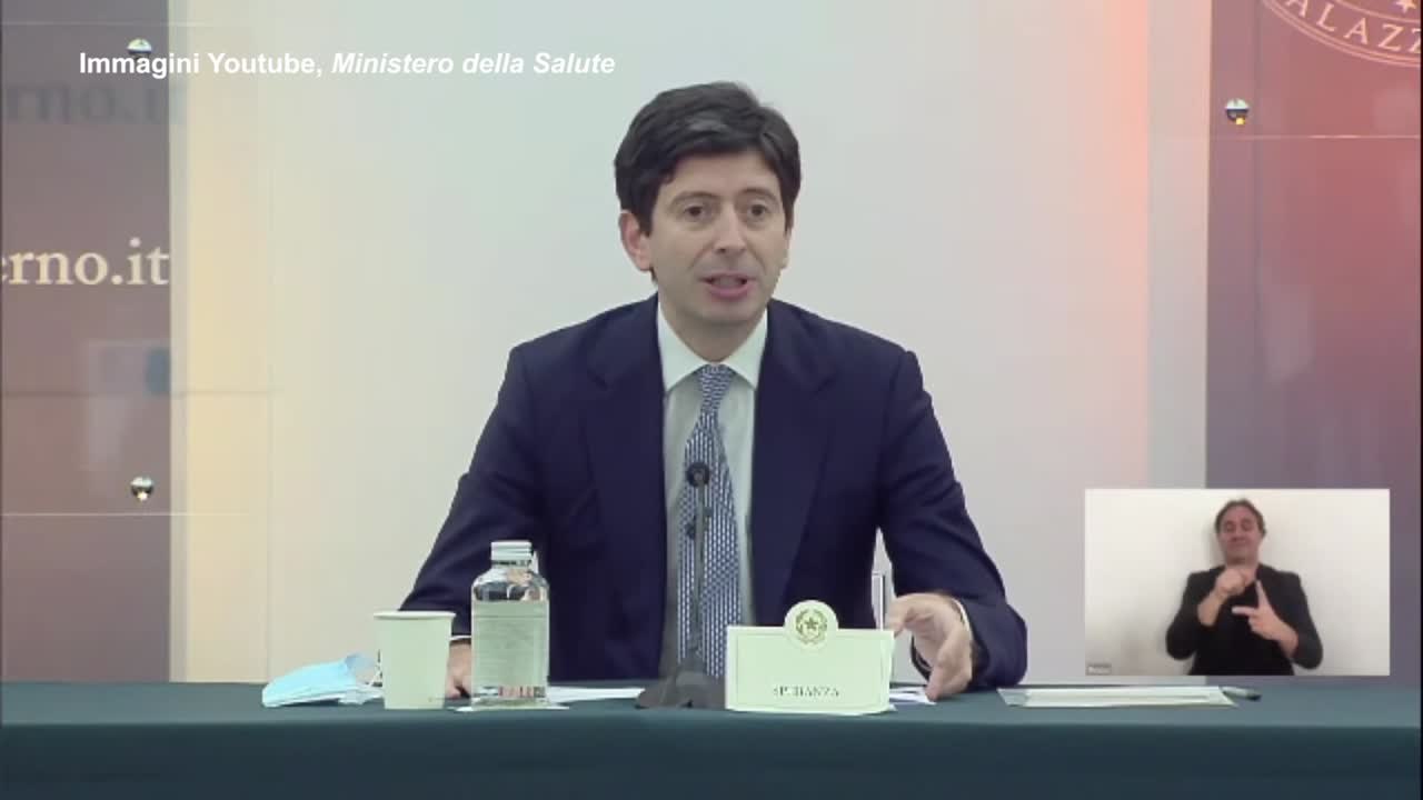 Covid, Speranza: "A lavoro per l'estensione della terza dose a piu' fasce"