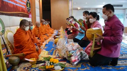 สพป.ศรีสะเกษ เขต 1 จัดพิธีทอดกฐินสามัคคี เพื่อสมทบทุนสร้างศาลาการเปรียญที่พักสงฆ์สมชายประชาสรรค์ (บ้านโนนดู่) ได้เงิน 390,999 บาท