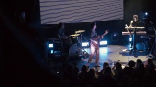 Let Me Down Slowly (Live from Irving Plaza)