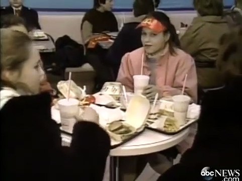 В этот день в Москве на Пушкинской открылся первый в СССР ресторан Макдональдс