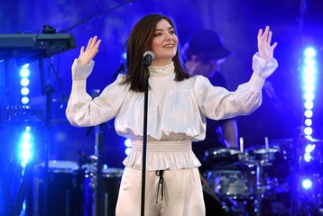 Happy Birthday, Lorde! (Sunday, November 7th)