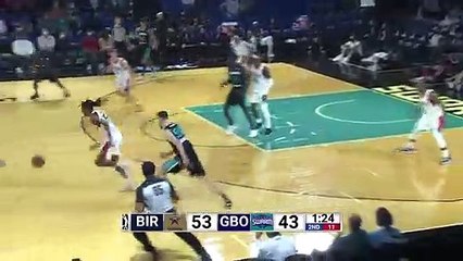 John Petty Jr. with 6 Steals vs. Greensboro Swarm
