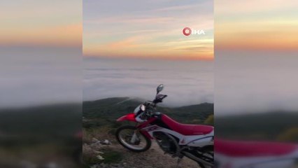 Bursa'da sabah saatlerinde oluşan sis, kartpostallık görüntüler oluşturdu