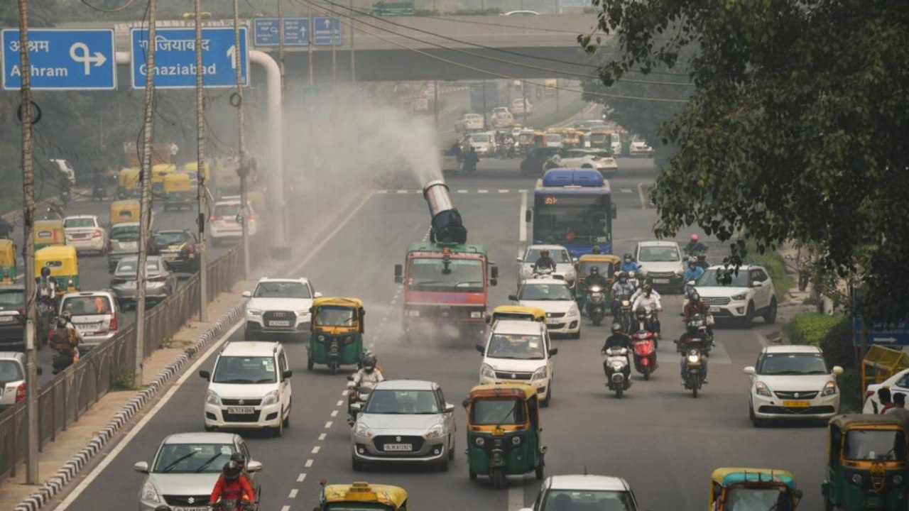 Randeep Guleria: Pollution can lead to severe Covid cases