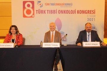 Onkolojide hasta tedavileri Türk Tıbbi Onkoloji Kongresi'nde masaya yatırıldı