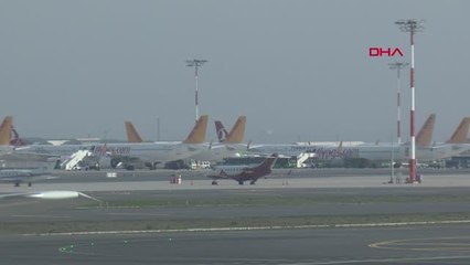 İSTANBUL'DA HAVA ULAŞIMINA SİS ENGELİ
