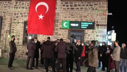 Download Video: Cumhurbaşkanı Erdoğan Erzurum İl Yeşilay Danışmanlık Merkezi'i açılışına video konferans ile katıldı