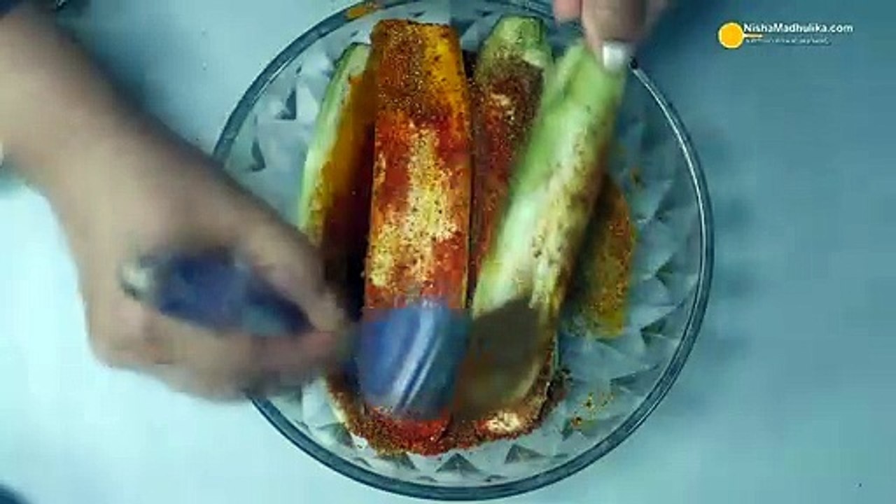 तवे पर सिके स्पाइसी केले । Spicy n Crispy Banana Tawa Fry | Roasted Banana Rava fry Recipe