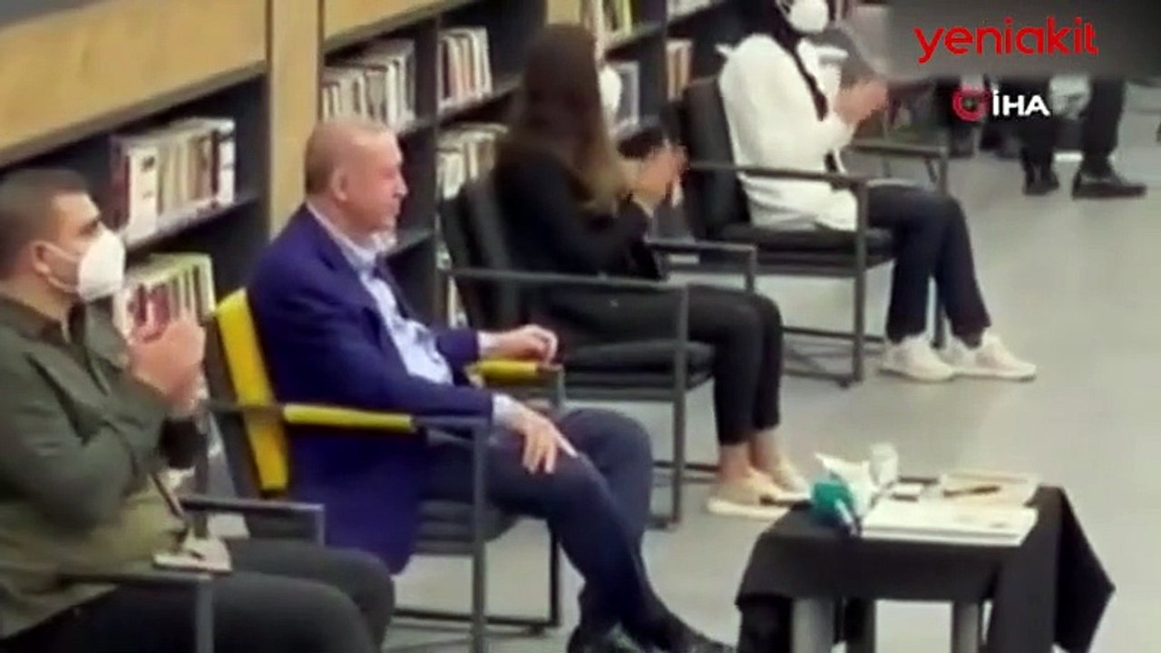 Cumhurbaşkanı Erdoğan 'Şemle' şarkısına eşlik etti