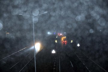 "Kilit kavşak" Kırıkkale'de trafik polislerinin "sis" mesaisi