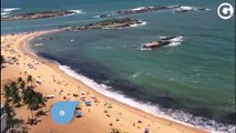 Mancha escura chama atenção no mar da Praia da Costa