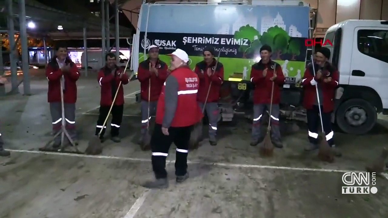 Temizlik işçisinden Michael Jackson şov