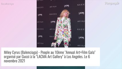 Dakota Johnson divine en décolleté scintillant, Serena Williams et Lil Nas X sortent les frous frous