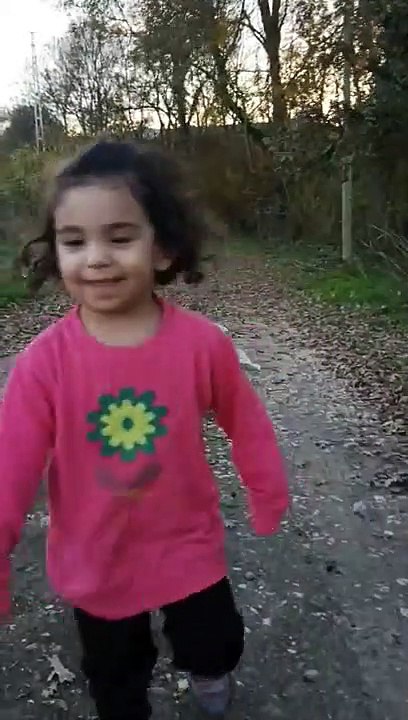 canavar bulut yürüyüş yapıyor