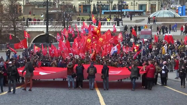 Les communistes russes célèbrent l'anniversaire de la révolution