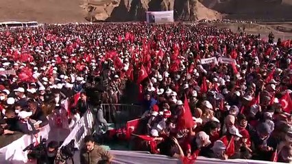 Erdogan inaugura la central hidroeléctrica de Ilisu, la megapresa del río Tigris en Turquía