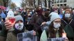 Protesta contro la legge anti-abortiva polacca dopo la morte di una donna per setticemia