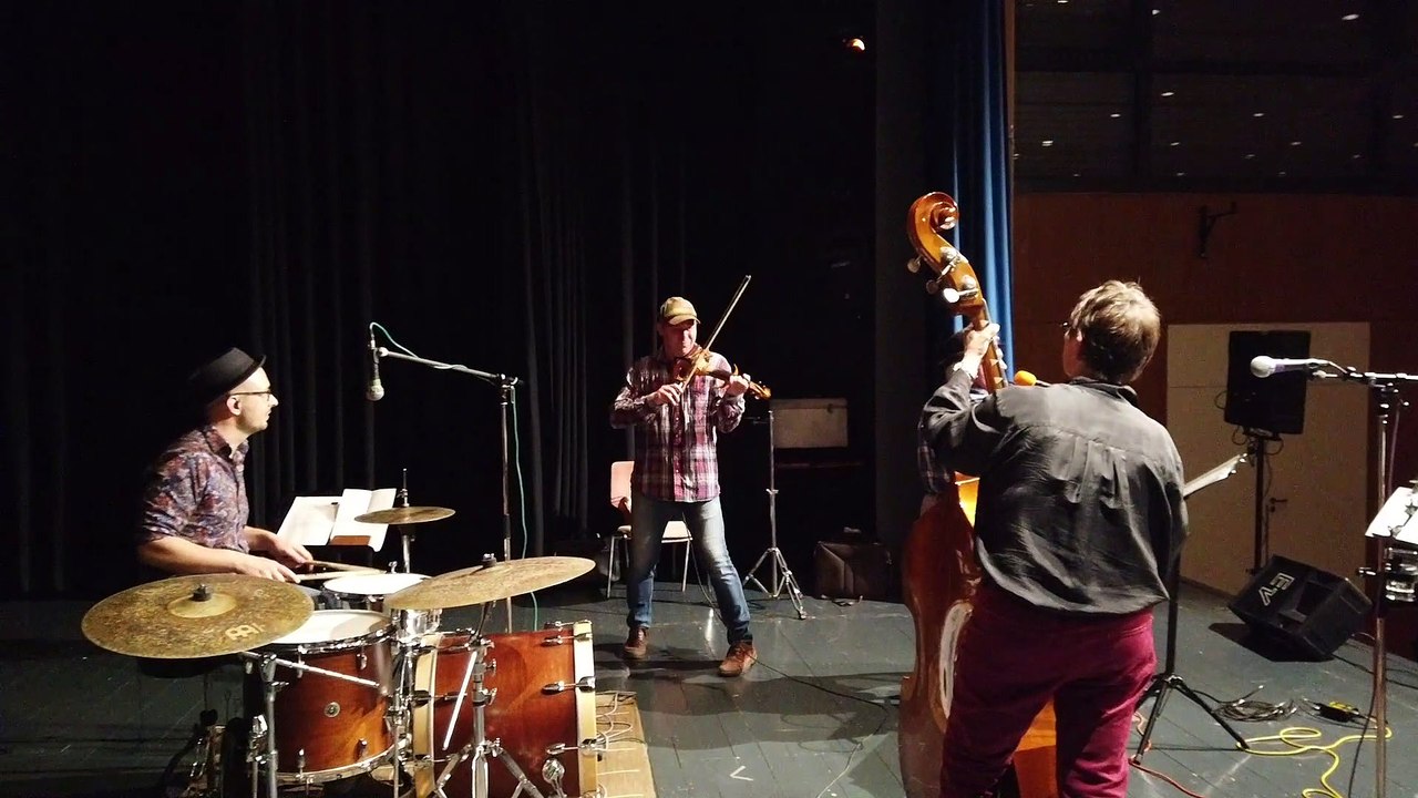Auftritt von Christoph Oeser & Emile Zielinger et Les Bons Temps Rouler in Grünberg (6.11.2021)