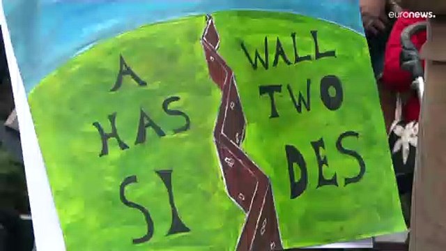 Литва может быть гостеприимной : протестующие защищают мигрантов