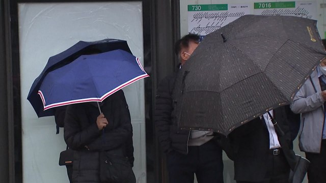 [날씨] 전국 강한 비바람 주의...낮부터 기온 '뚝' / YTN