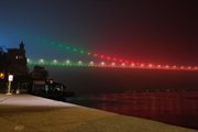 Fatih Sultan Mehmet Köprüsü, Azerbaycan bayrağı renkleri ile ışıklandırıldı