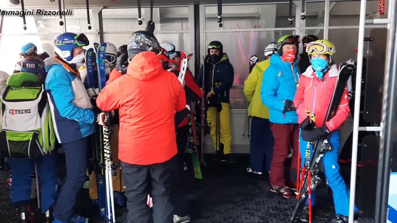 Parte la stagione bianca, si scia da Cervinia a Cortina