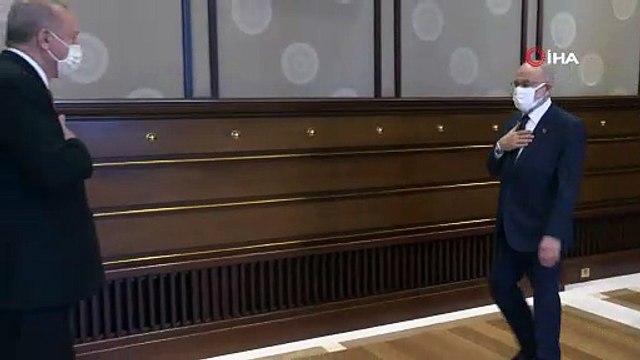 Cumhurbaşkanı Erdoğan, Saadet Partisi Genel Başkanı Temel Karamollaoğlu’nu kabul etti