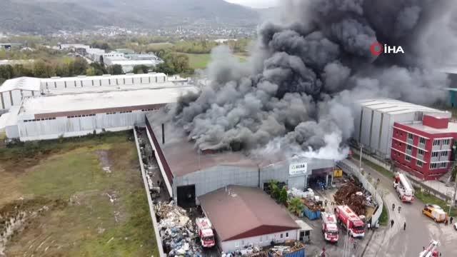 Son dakika haberleri: Geri dönüşüm fabrikasında yangın