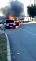 Antalya'da hareket halinde dumanların çıktığı otomobil alevlere teslim oldu