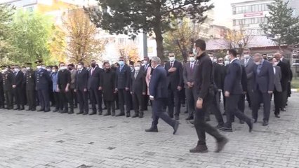 Büyük Önder Atatürk'ü anıyoruz