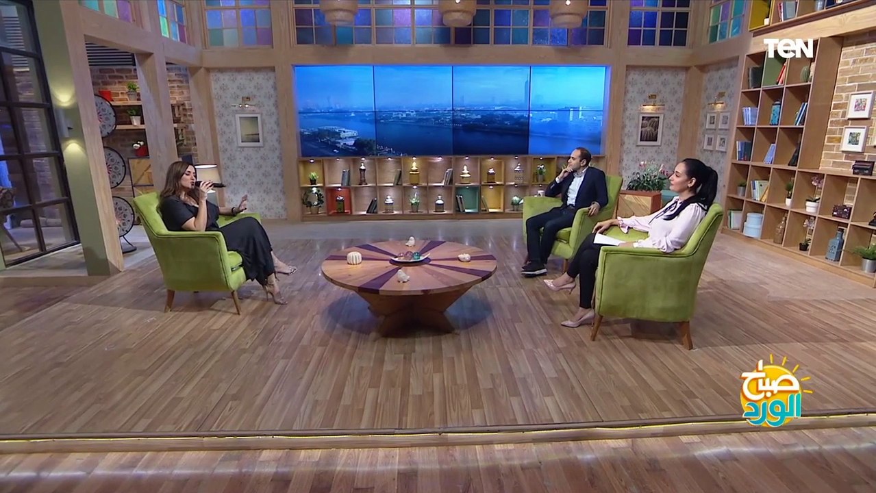 طٌلب منها أن تغني لفيروز "شايف البحر شو كبير" ا...