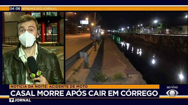 Um casal em uma moto morreu após cair em um córrego na região metropolitana de São Paulo. O acidente aconteceu depois que o motociclista perdeu o controle da direção.