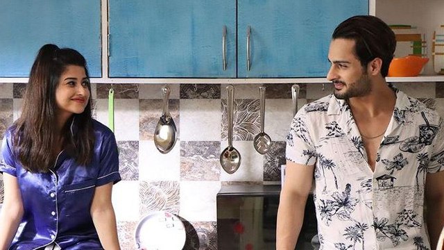 Bigg Boss 15: Umar Riaz बिग बॉस' की Ex Contestant Saba Khan को कर रहे हैं Date | FilmiBeat