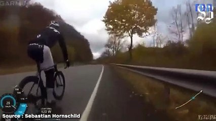 Cette terrifiante vidéo d'un chauffard voulant renverser deux cyclistes